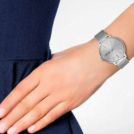Armani Exchange Lola AX5535 Women's Analog Watch – Silver Dial with Matching Silver Mesh Strap